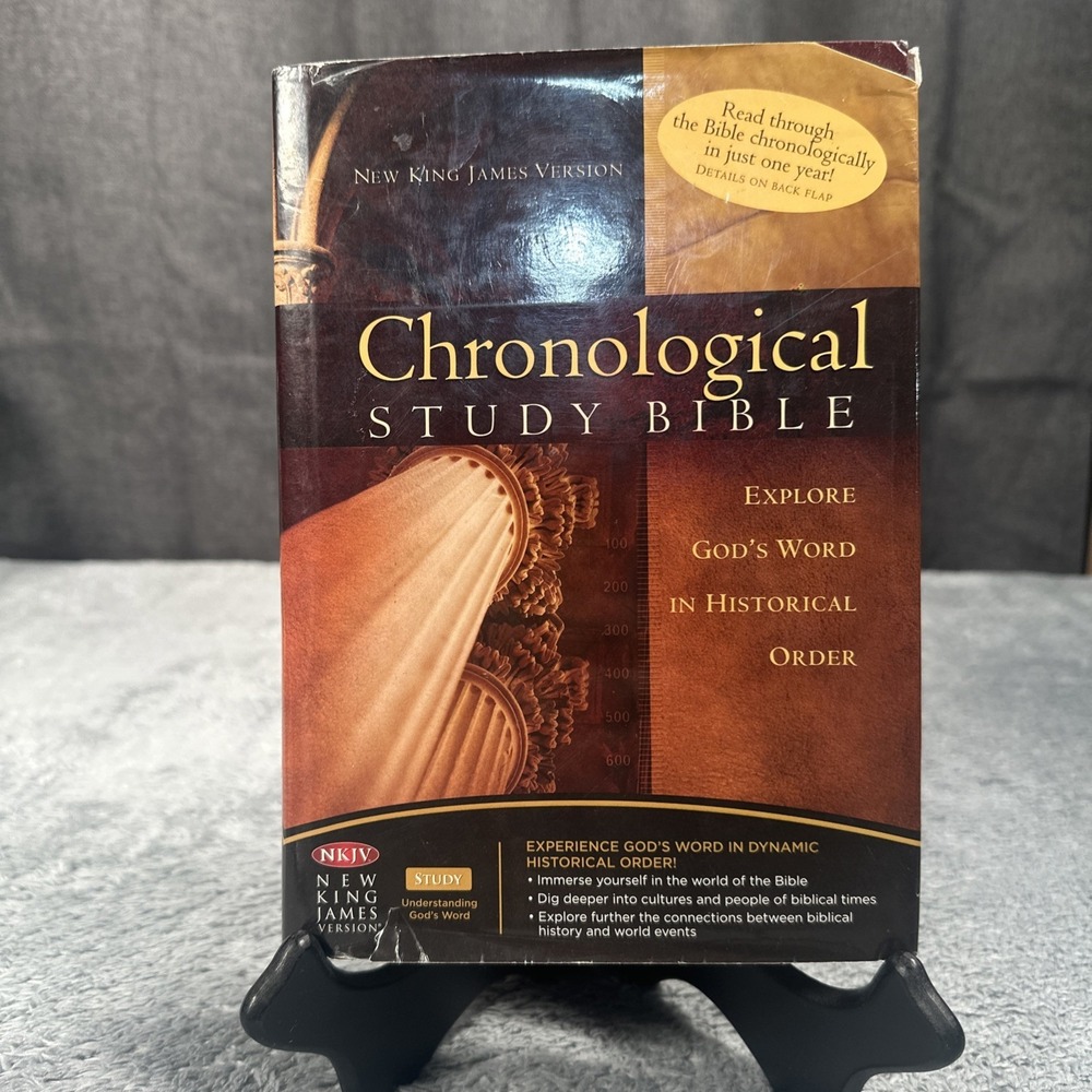 The Chronological Study Bible: New King James Version God Gospel Holy Book Good